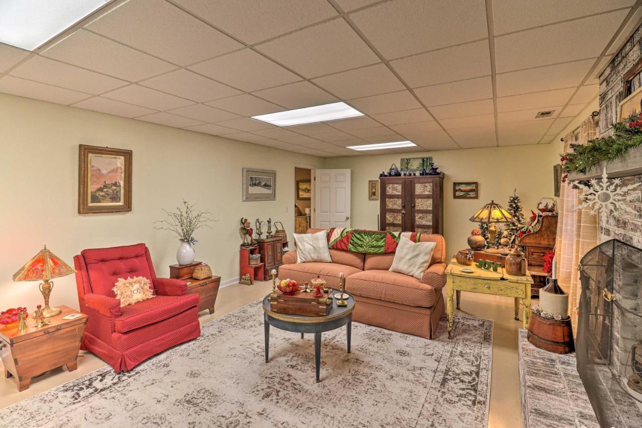 Private Hendersonville Hideaway With Fire Pit! エクステリア 写真